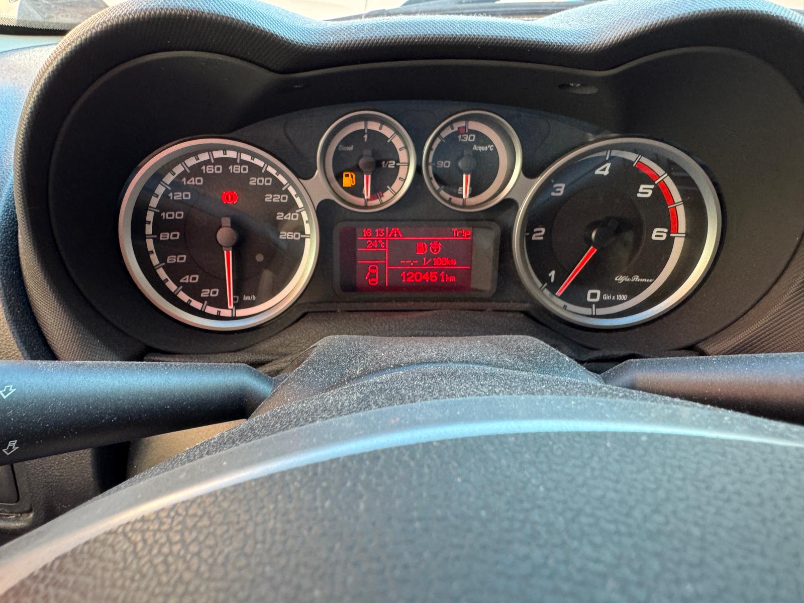Alfa Romeo Mito 1.3 JTDM Distinctive 85cv