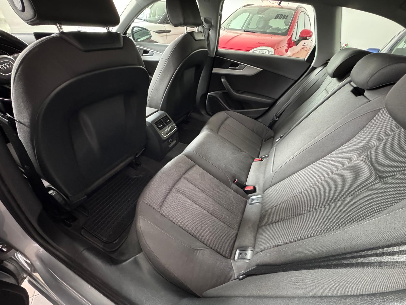 Audi A4 Avant 2.0 TDI 150 CV Business Sport