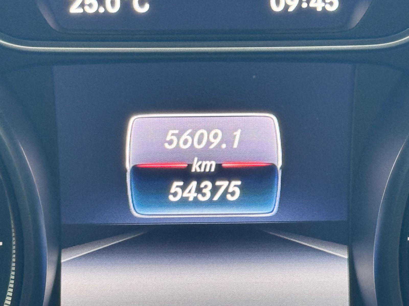 Mercedes-benz A 180 d Premium AMG