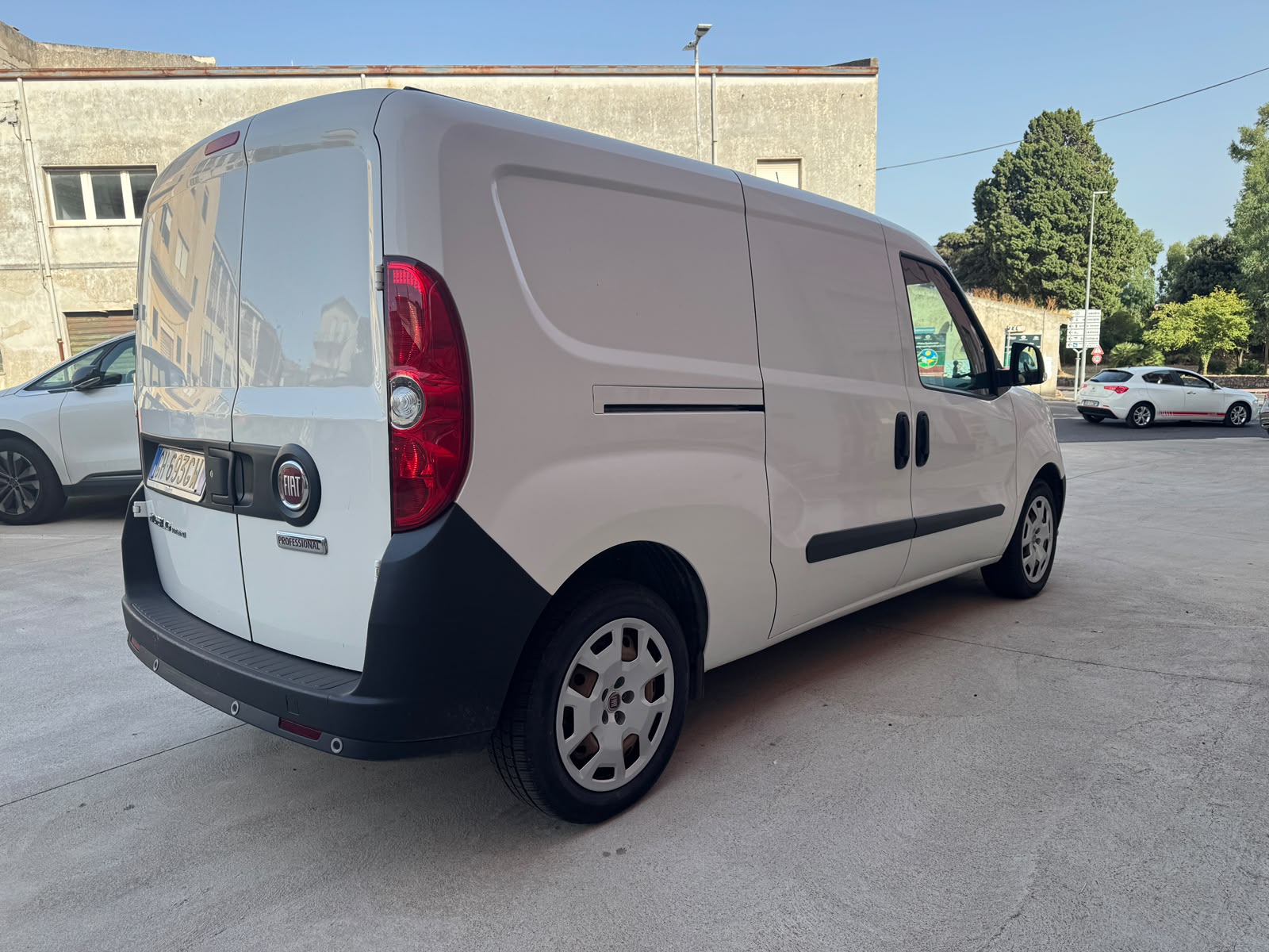 Fiat Doblò 1.6 MJT 105CV S&S PL-TN Cargo Maxi Lounge