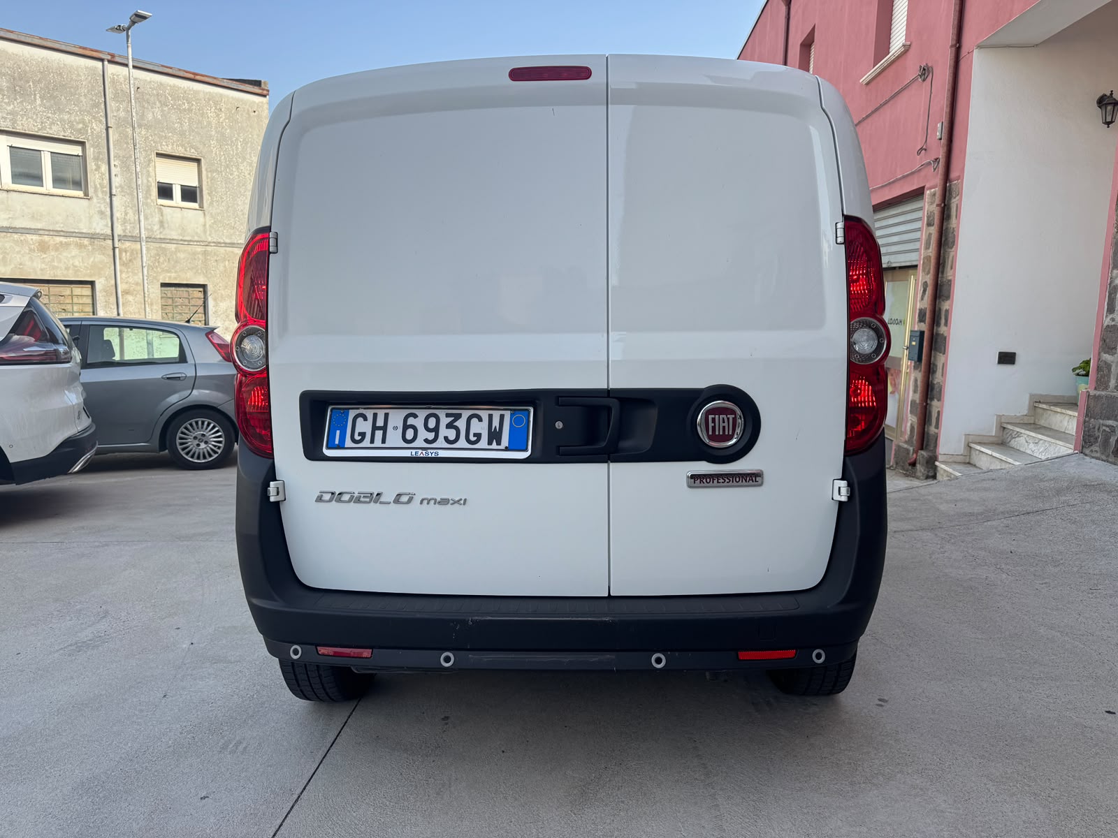 Fiat Doblò 1.6 MJT 105CV S&S PL-TN Cargo Maxi Lounge