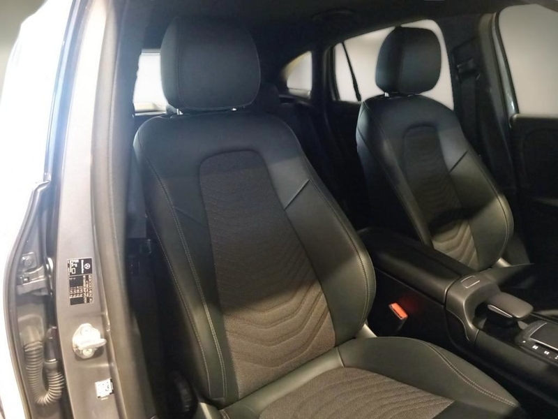 Mercedes-benz GLA 250 e hybrid EQ Sport