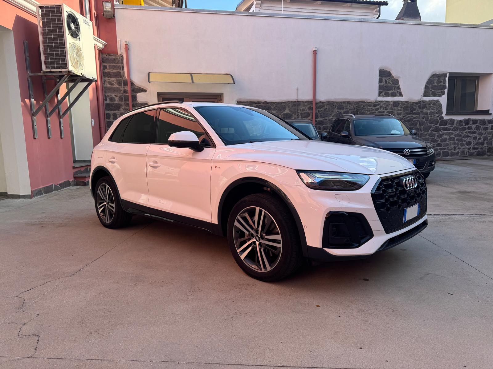 Audi Q5 50 TFSI e quattro S-tronic S-line