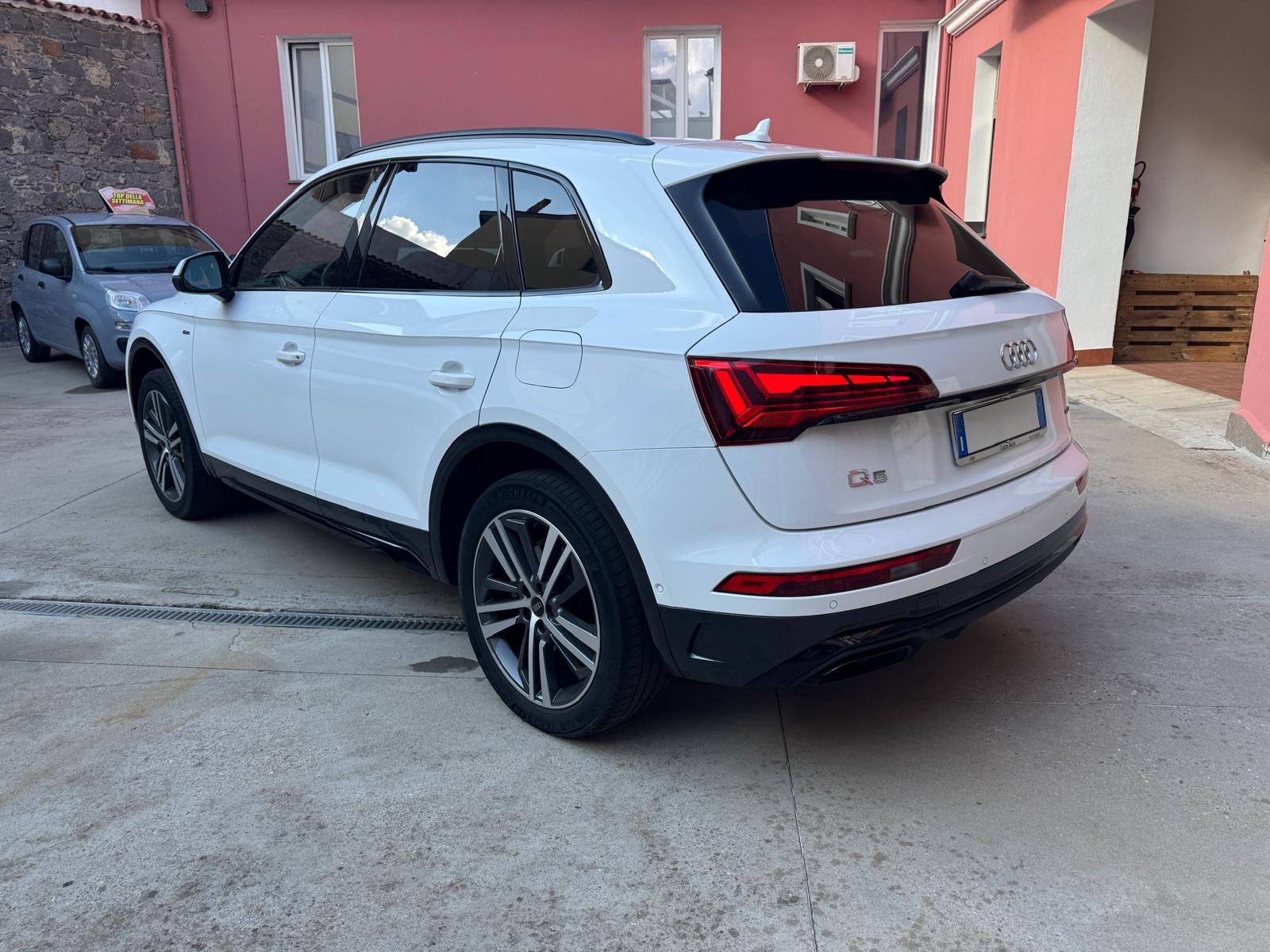 Audi Q5 50 TFSI e quattro S-tronic S-line